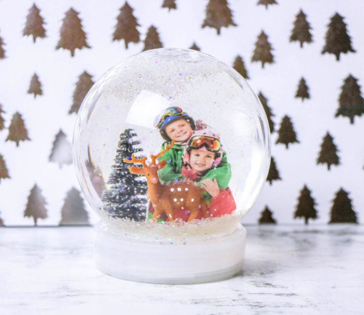25 DIY Snow Globe Ideas To Make Your Own Snow Globes
