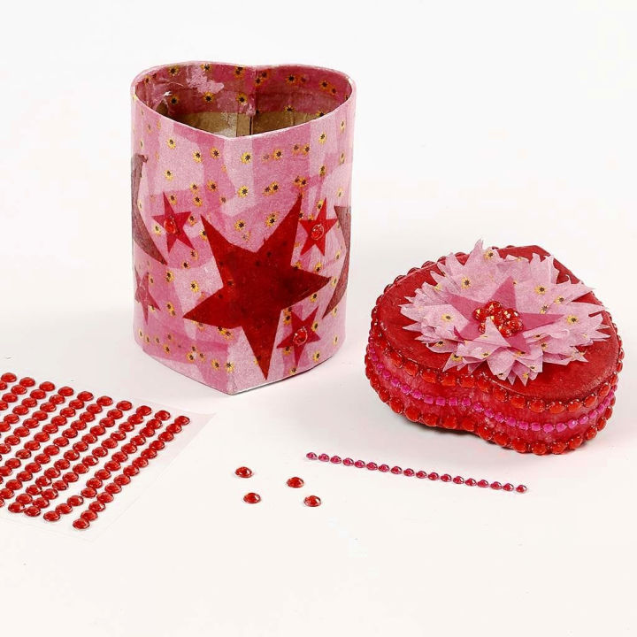 25 Easy DIY Paper Mache Gift Boxes The Beauty Dojo