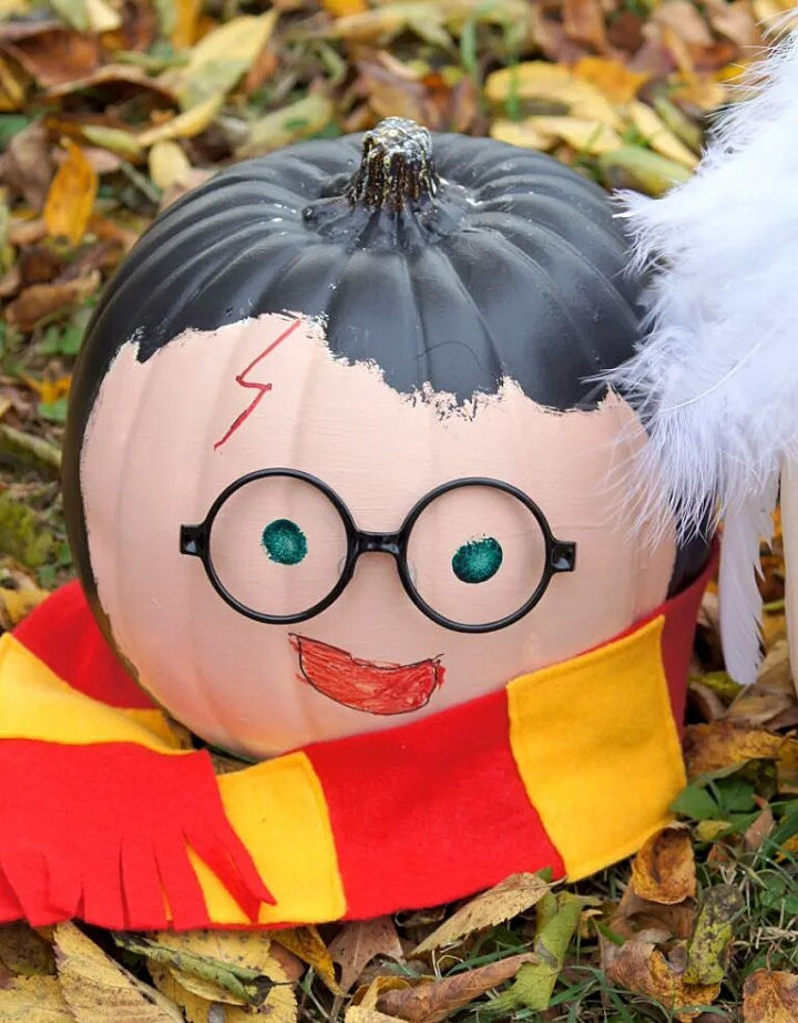 50 Clever Pumpkin Painting Ideas For Halloween 2022 Harry Potter Painted Pumpkin
